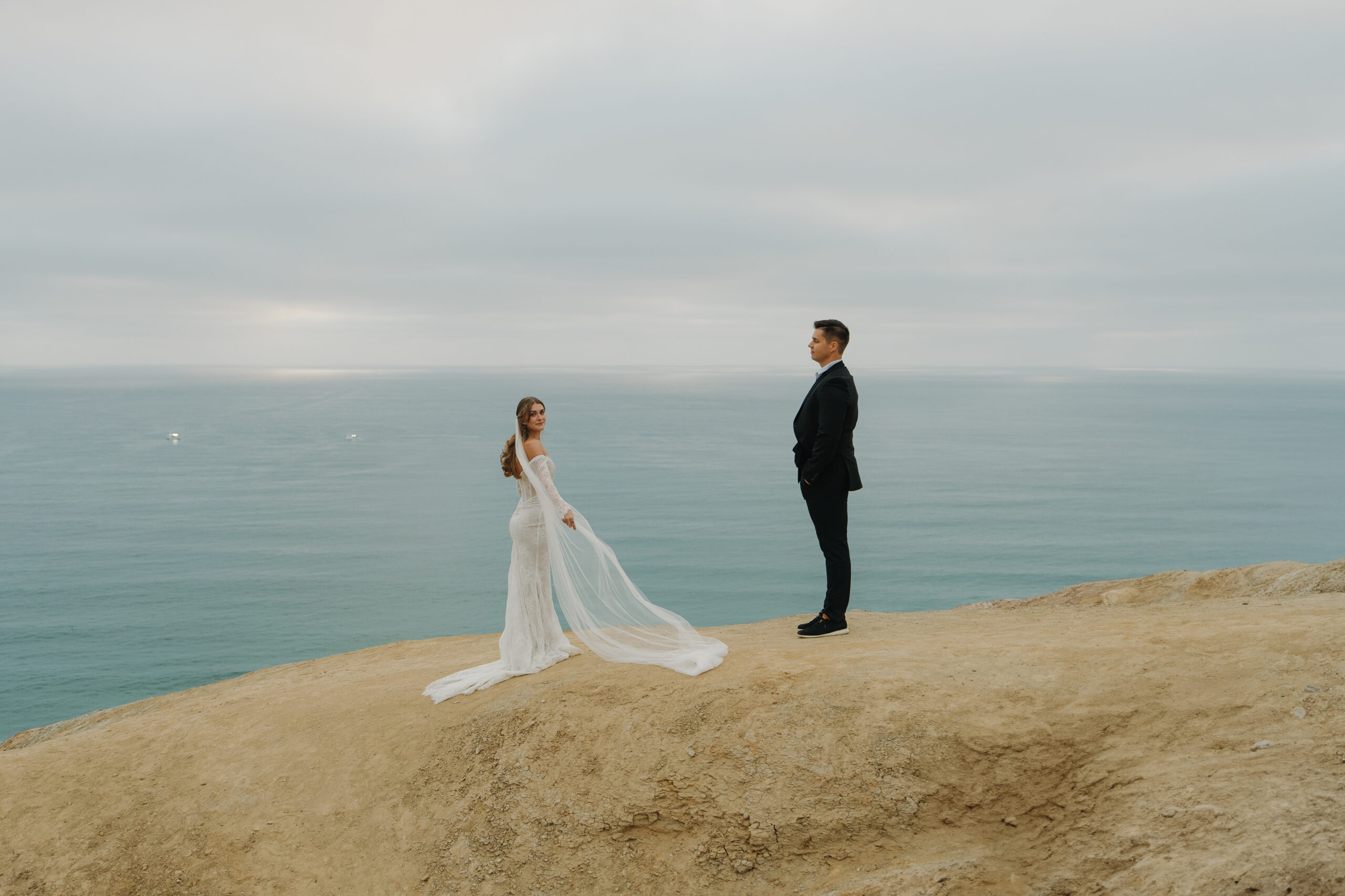 Couple eloping in San Diego