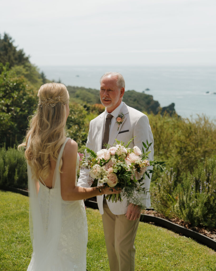 Bride first look with father